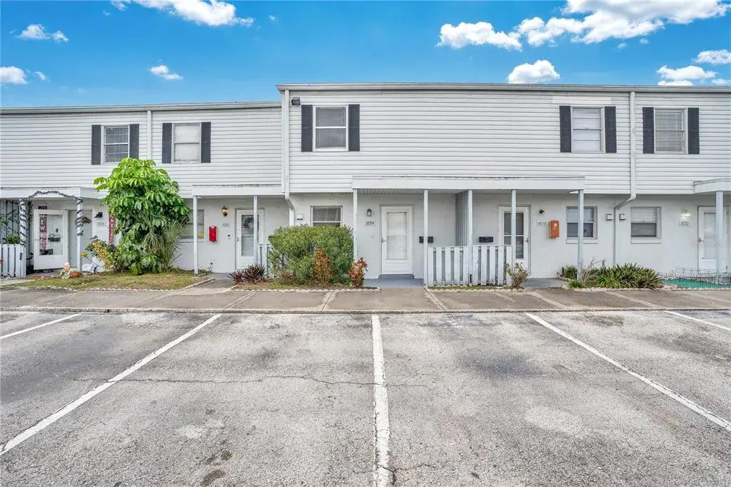 1824 Amberly Avenue Unit T8, Orlando, FL, 32822