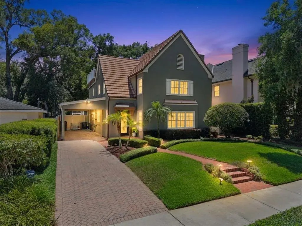 910 Alameda Street, Orlando, FL, 32804