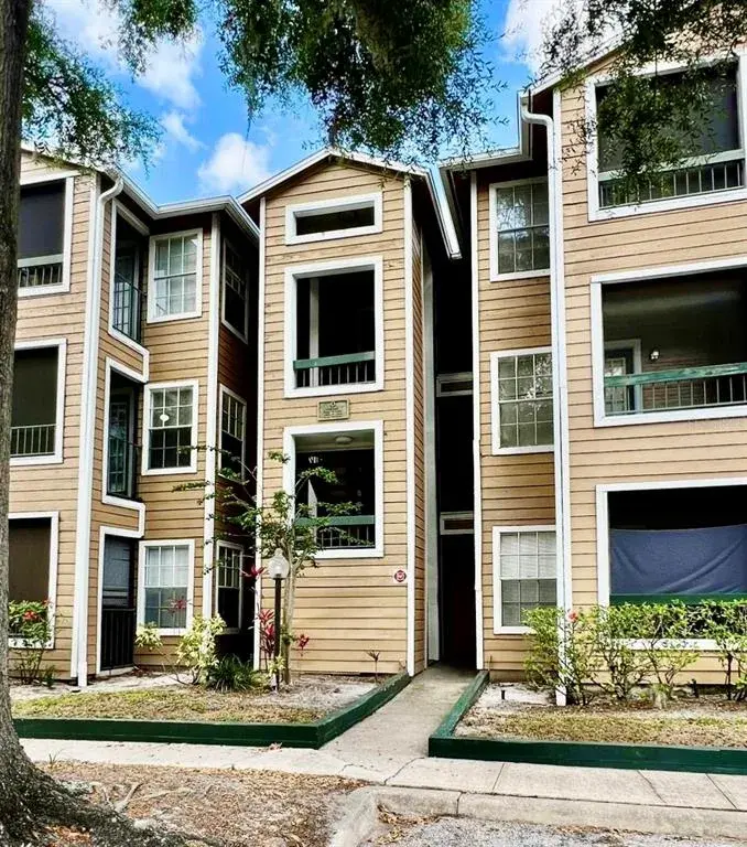 4225 Thornbriar Lane Unit 208, Orlando, FL, 32822
