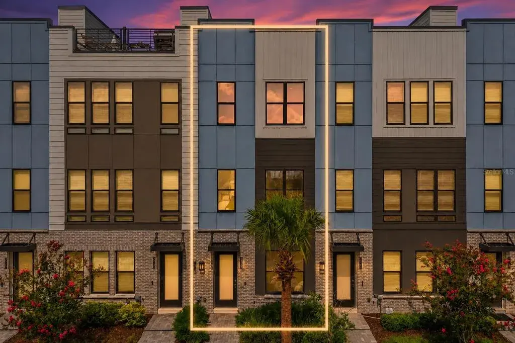 2058 Packing District Way, Orlando, FL, 32804