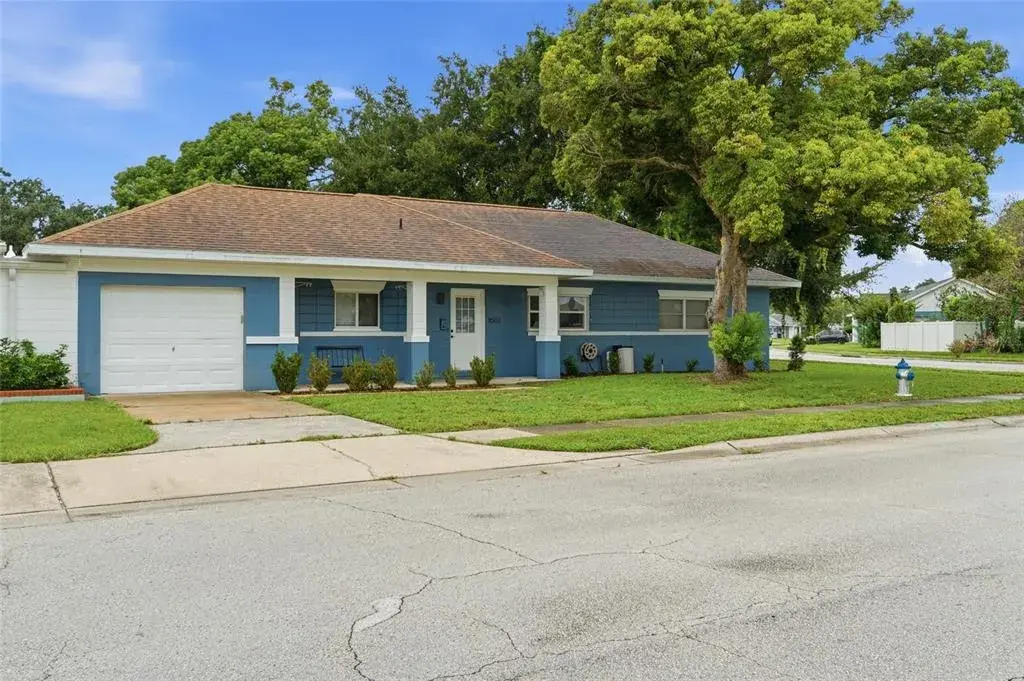 8502 Oak Bluff Drive, Orlando, FL, 32827