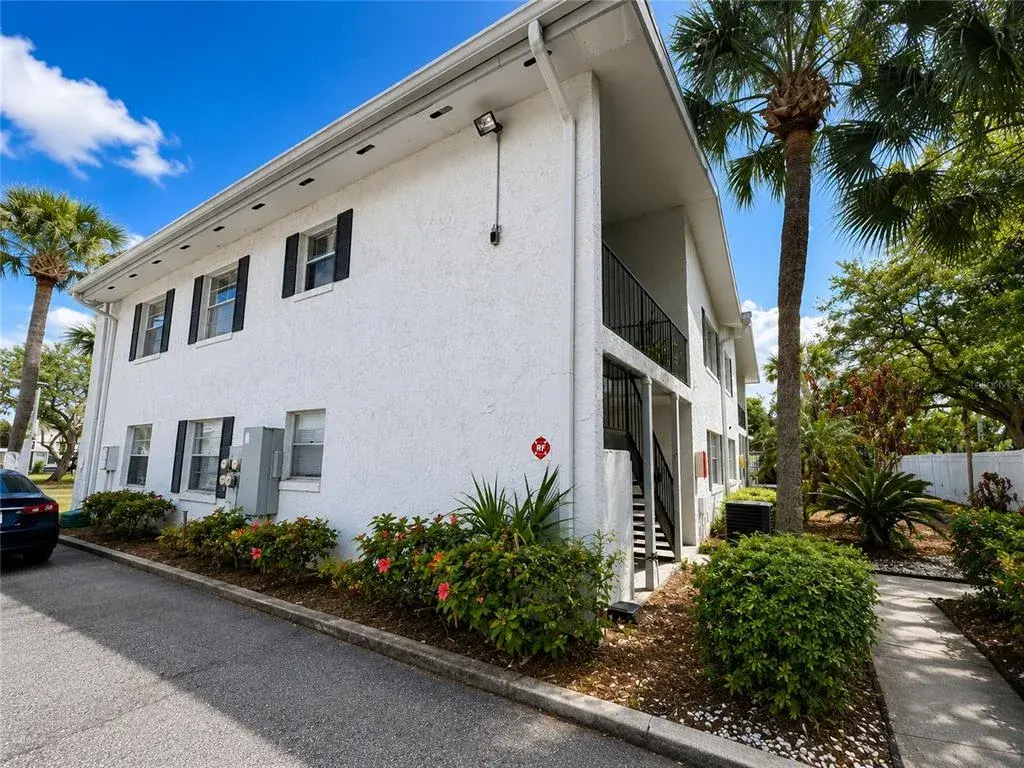 6008 Amberly Avenue Unit F63, Orlando, FL, 32822