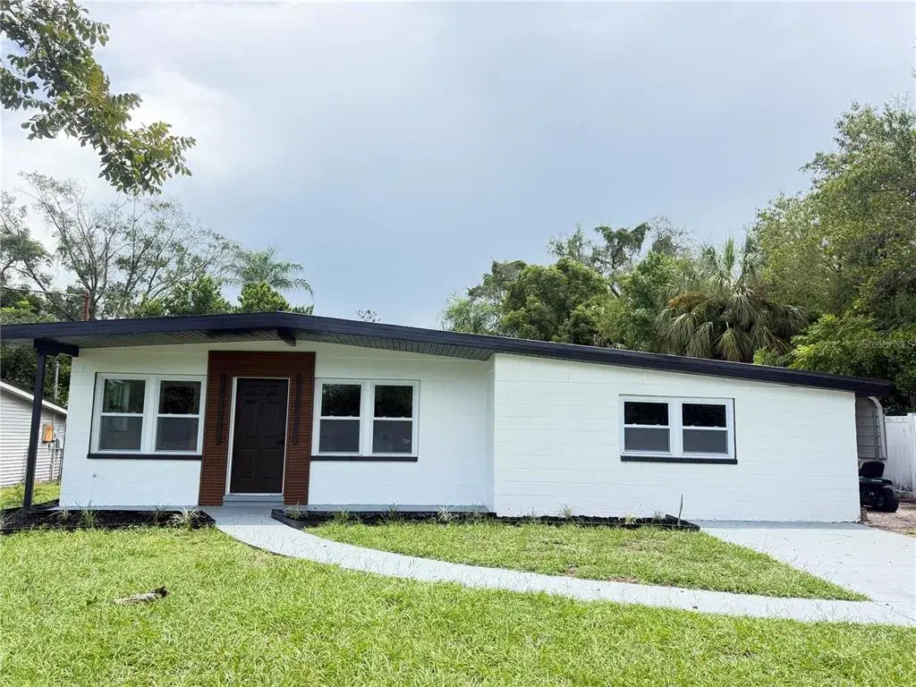 Property for sale at 9505 N WILLOW AVENUE, TAMPA, FL, 33612