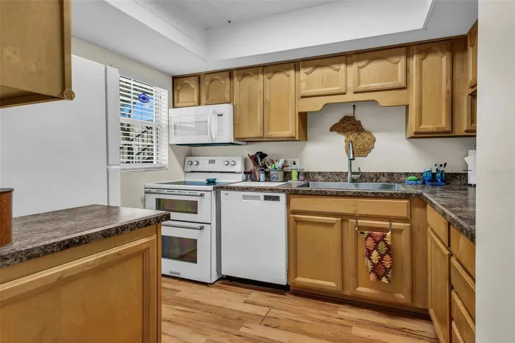 Kitchen 1