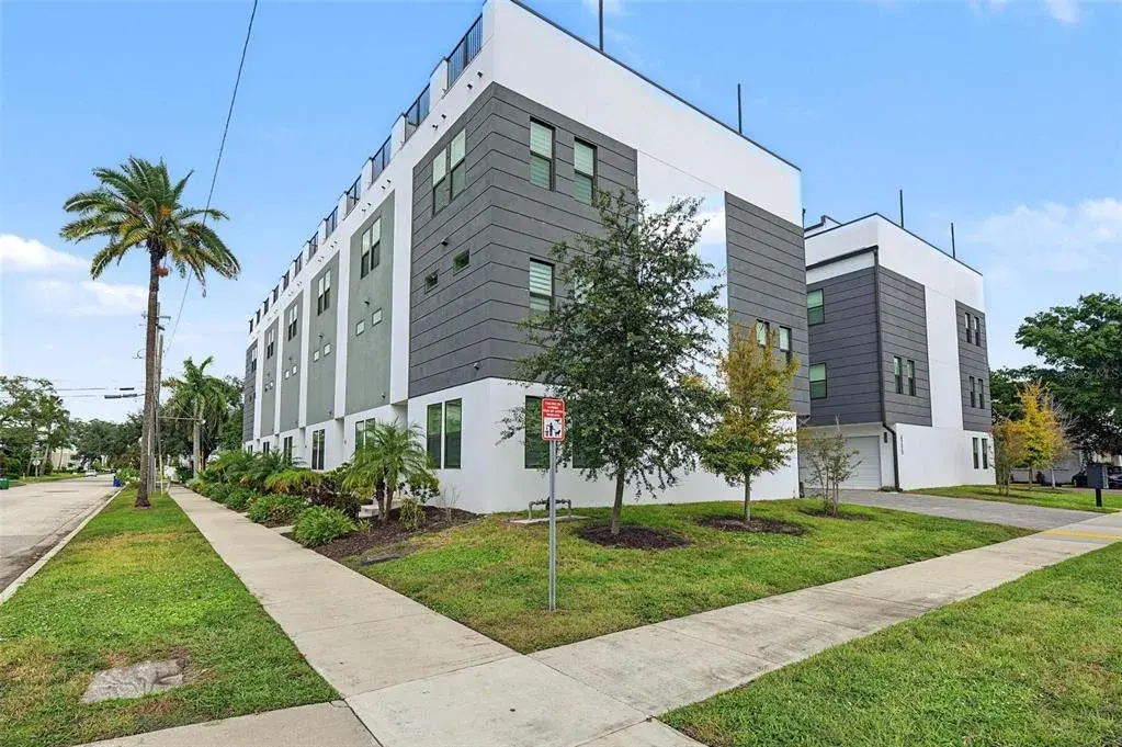 Property for sale at 4215 W NORTH A STREET UNIT 9, TAMPA, FL, 33609