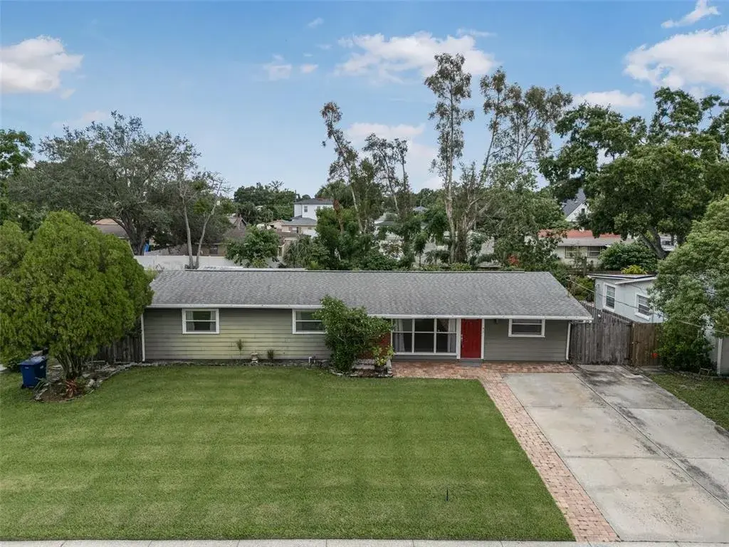 Property for sale at 3705 W TYSON AVENUE, TAMPA, FL, 33611