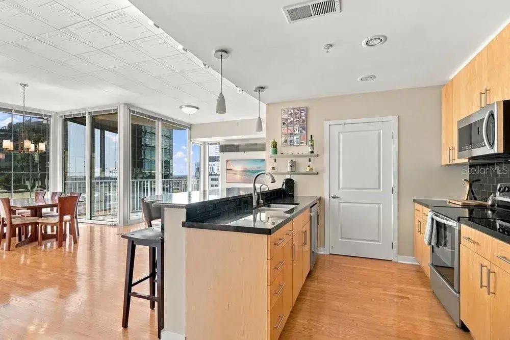 Open Kitchen