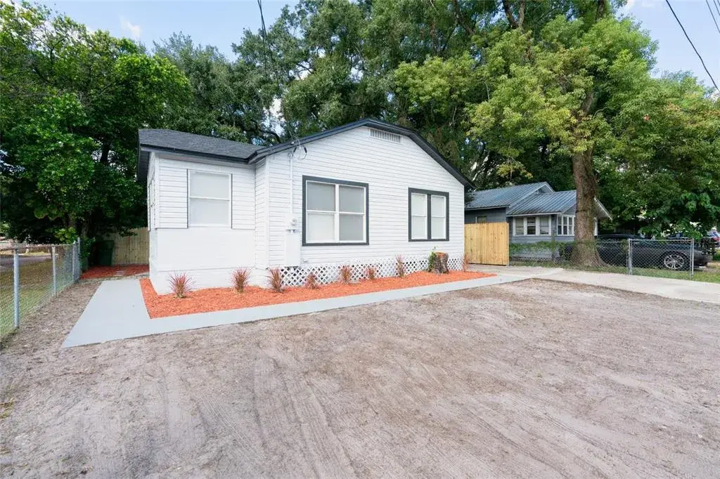 Property for sale at 8202 N ALASKA STREET, TAMPA, FL, 33604