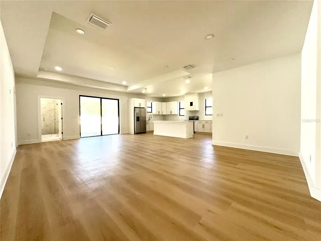 Property for sale at 707 W COUNTRY CLUB DRIVE, TAMPA, FL, 33612