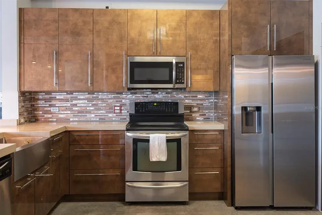 Property for sale at 10 N SUMMERLIN AVENUE UNIT 28, ORLANDO, FL, 32801