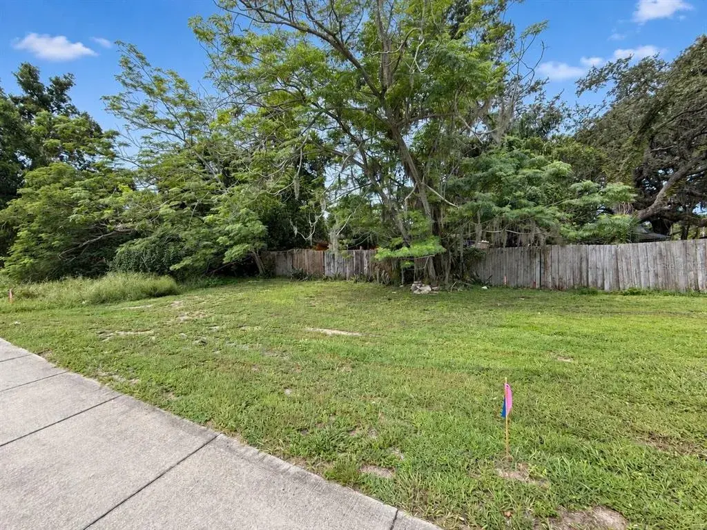 Property for sale at 7520 N 40TH STREET, TAMPA, FL, 33604