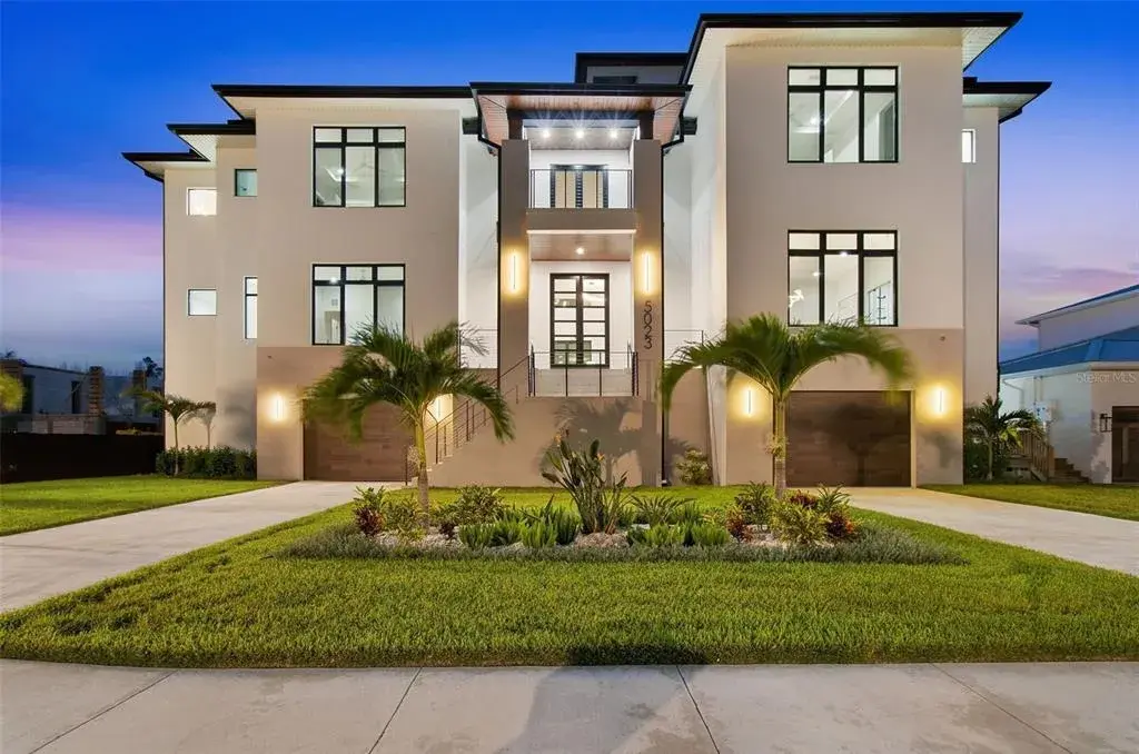Property for sale at 5023 W LEONA STREET, TAMPA, FL, 33629