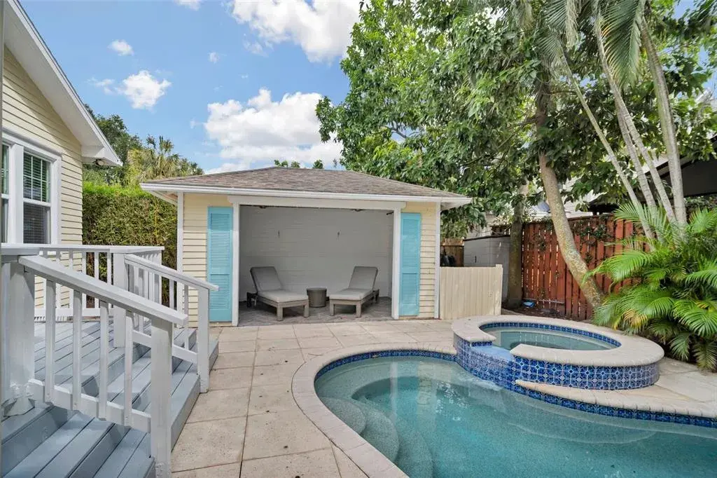 Property for sale at 3002 W ANGELES STREET, TAMPA, FL, 33629