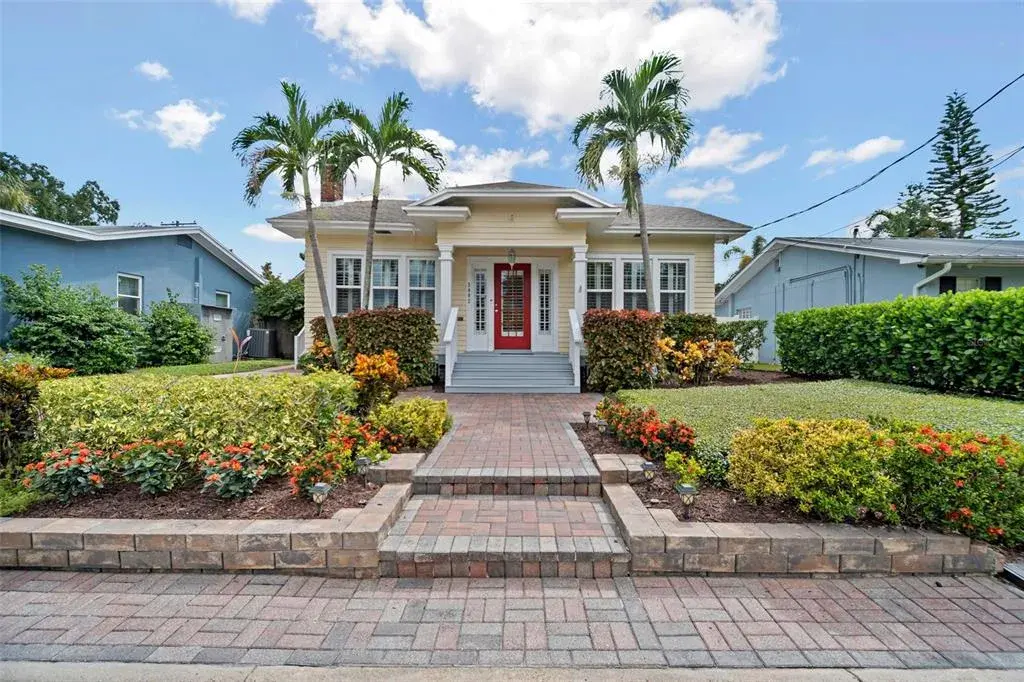 Property for sale at 3002 W ANGELES STREET, TAMPA, FL, 33629