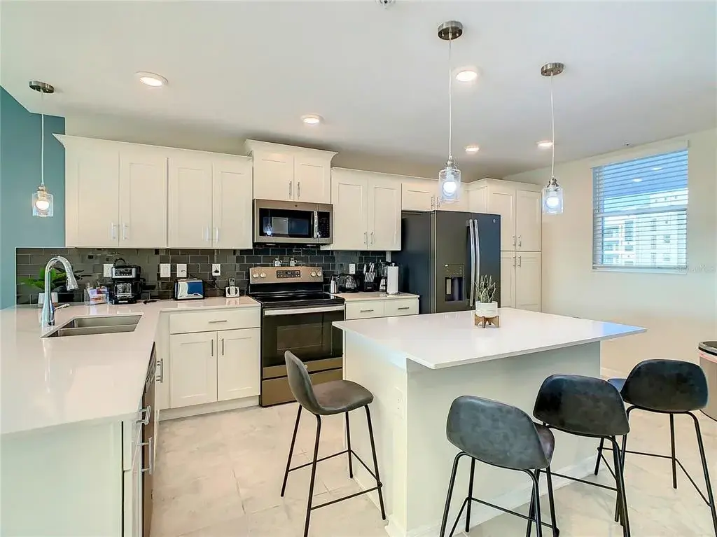 Property for sale at 3131 PARADOX CIRCLE UNIT 205, KISSIMMEE, FL, 34746