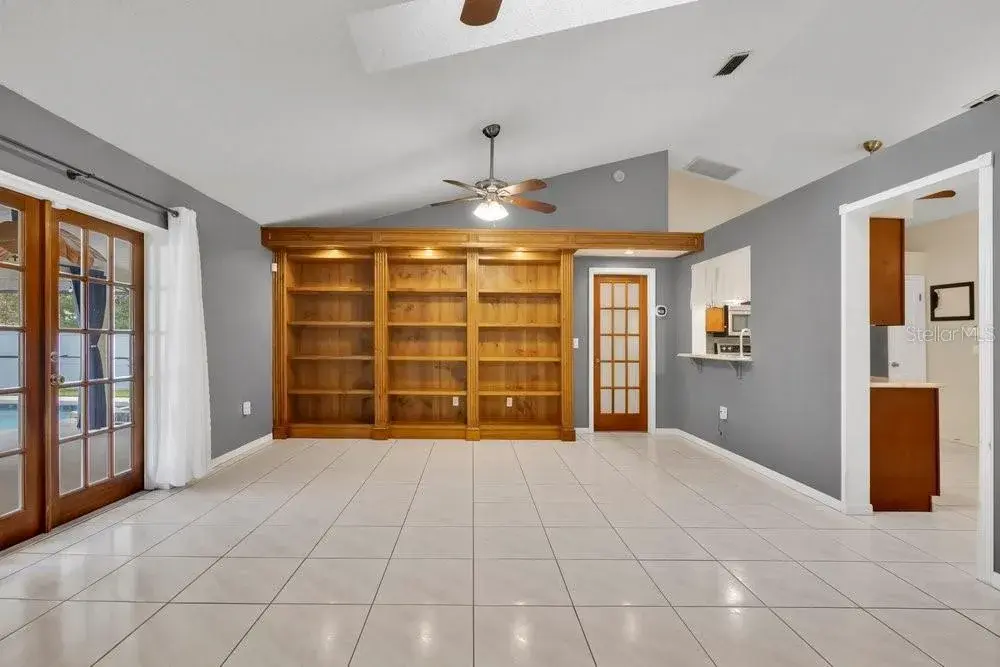 Property for sale at 204 HARBOR DRIVE, WINTER GARDEN, FL, 34787