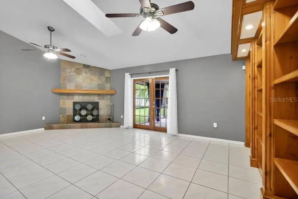 Property for sale at 204 HARBOR DRIVE, WINTER GARDEN, FL, 34787