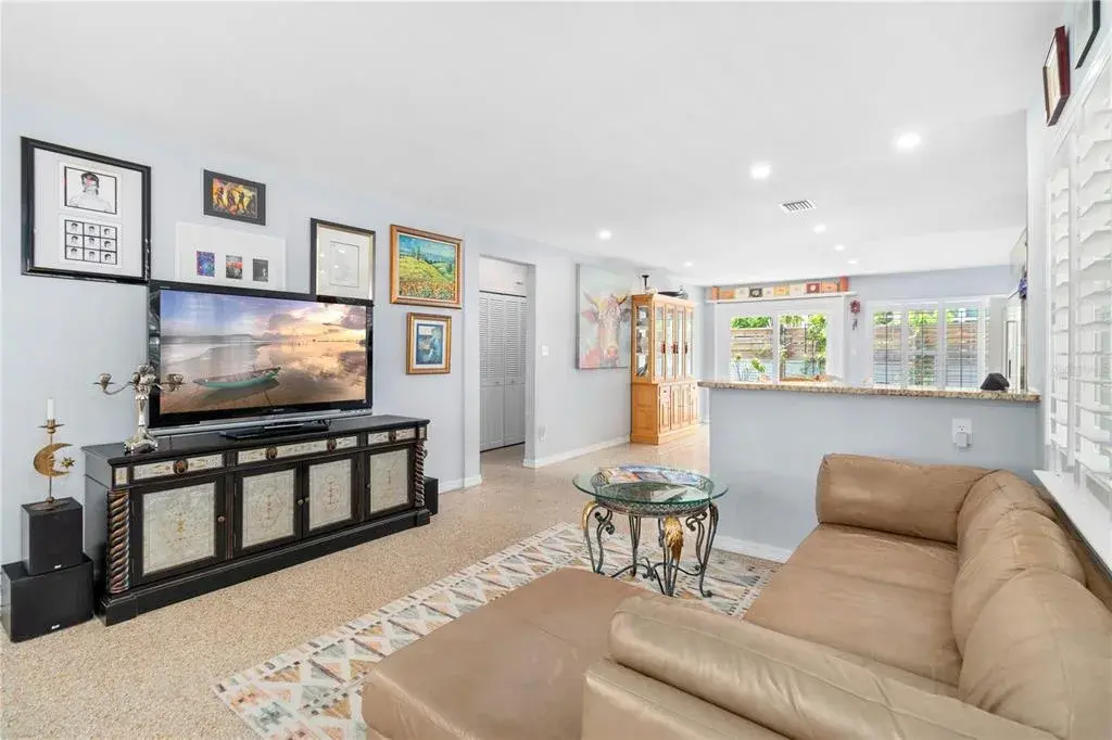 Property for sale at 3004 W BAY VILLA AVENUE, TAMPA, FL, 33611