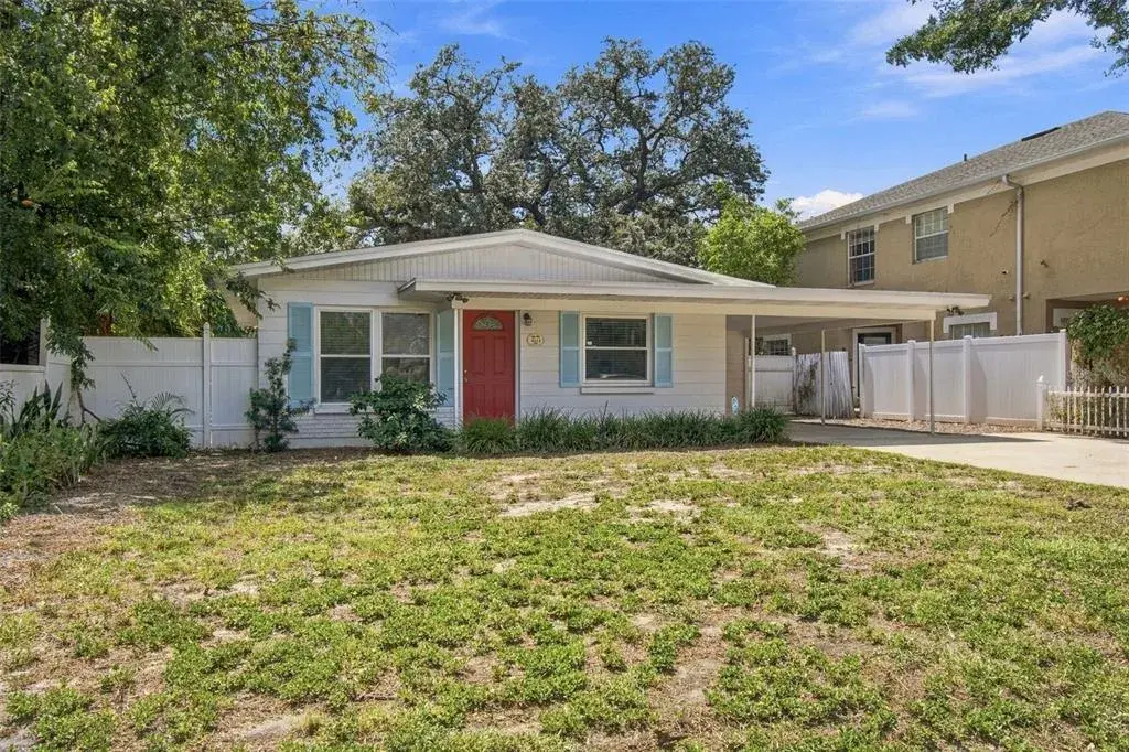 Property for sale at 4214 W NORTH B STREET, TAMPA, FL, 33609