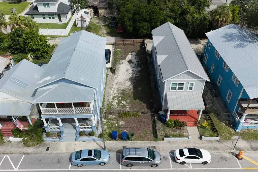 Property for sale at 1912 E COLUMBUS DRIVE, TAMPA, FL, 33605
