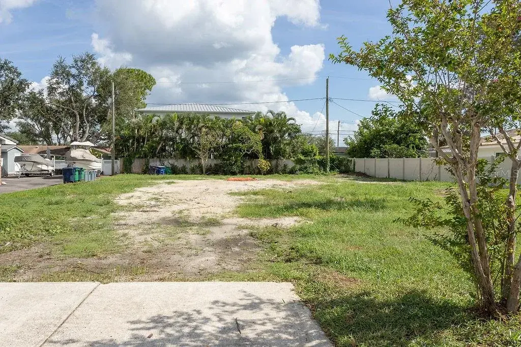 Property for sale at 621 HUDSON AVENUE, TAMPA, FL, 33606