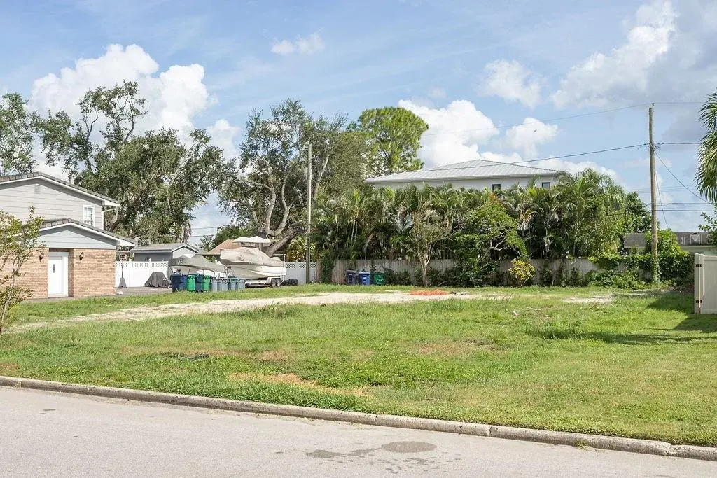 Property for sale at 621 HUDSON AVENUE, TAMPA, FL, 33606