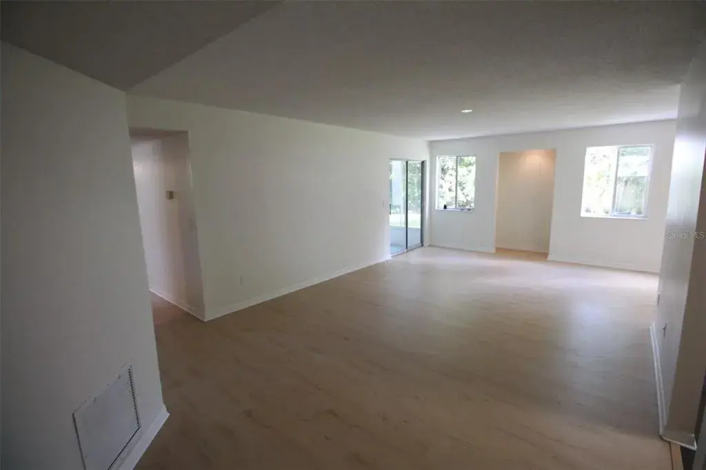 Property for sale at 5301 WHITE CLIFF LANE UNIT 1002, ORLANDO, FL, 32812