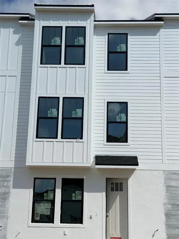 Property for sale at 15207 GROVESIDE ROAD, WINTER GARDEN, FL, 34787