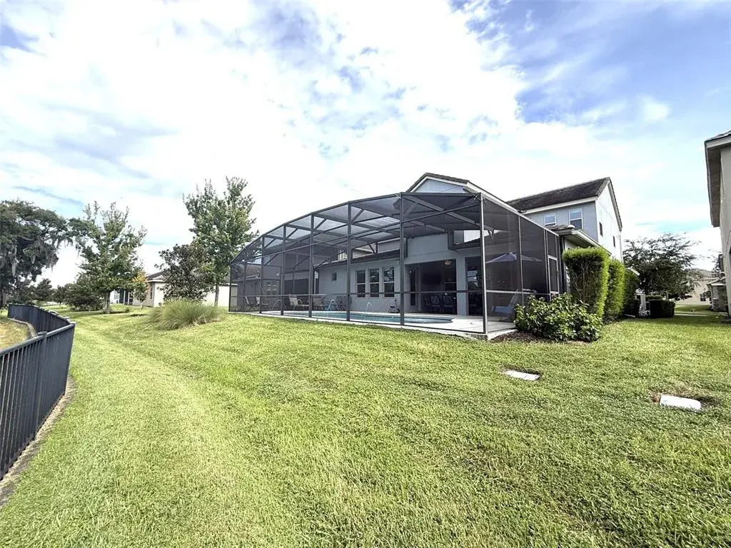 Oversized Yard!