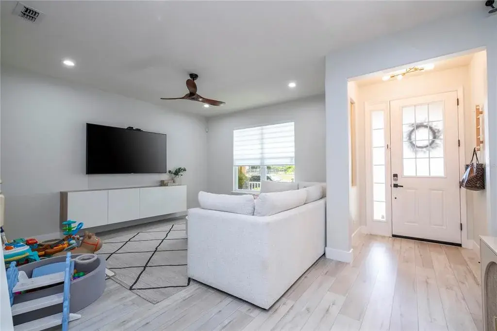 Property for sale at 11861 VERMILLION AVENUE, WINDERMERE, FL, 34786