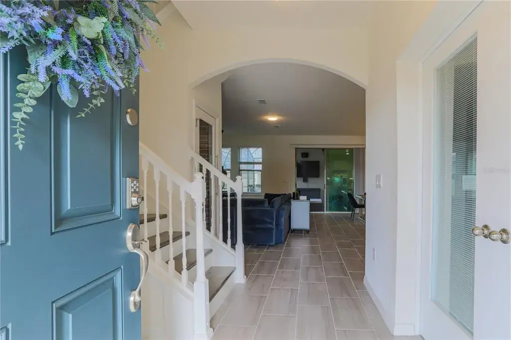 Welcoming entry
