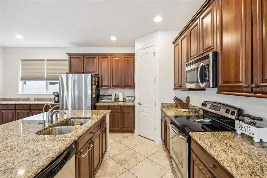 Property for sale at 14542 BLACK CHERRY TRAIL, WINTER GARDEN, FL, 34787