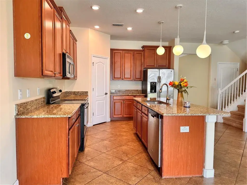 Property for sale at 7409 FAIRGROVE AVENUE, WINDERMERE, FL, 34786