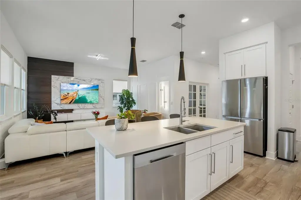 Property for sale at 15009 LEBEAU LOOP, WINTER GARDEN, FL, 34787