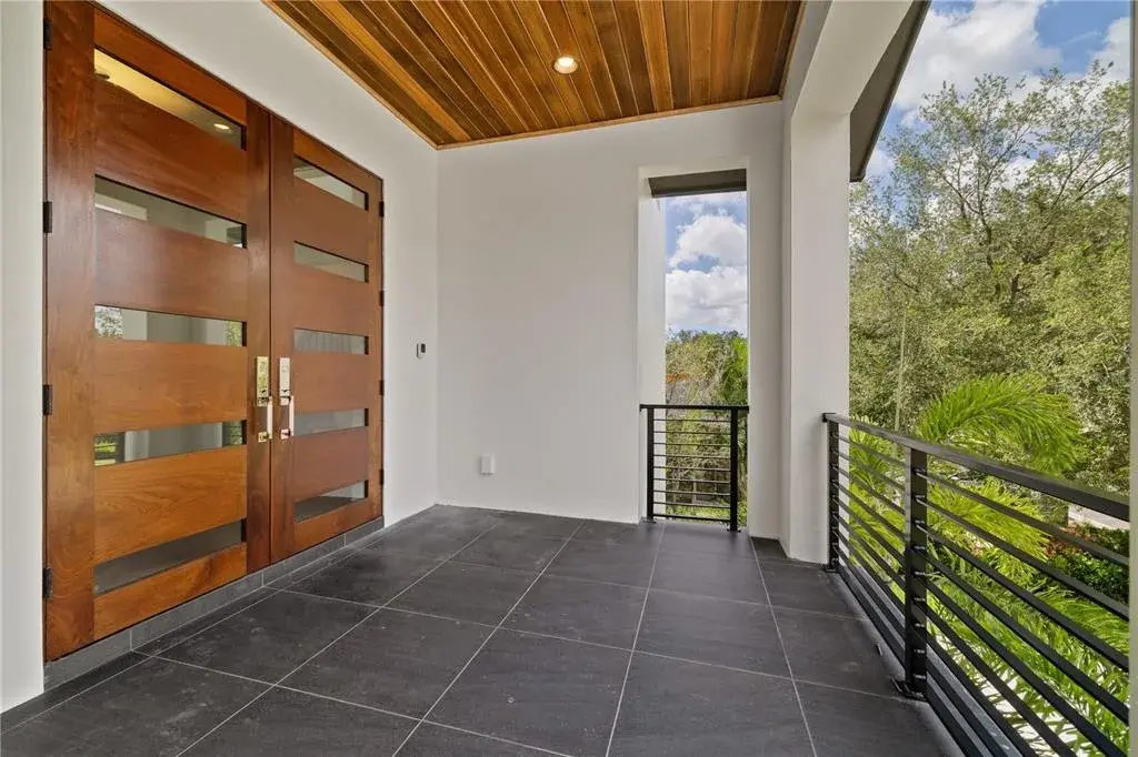 Property for sale at 4902 W SAN NICHOLAS STREET, TAMPA, FL, 33629