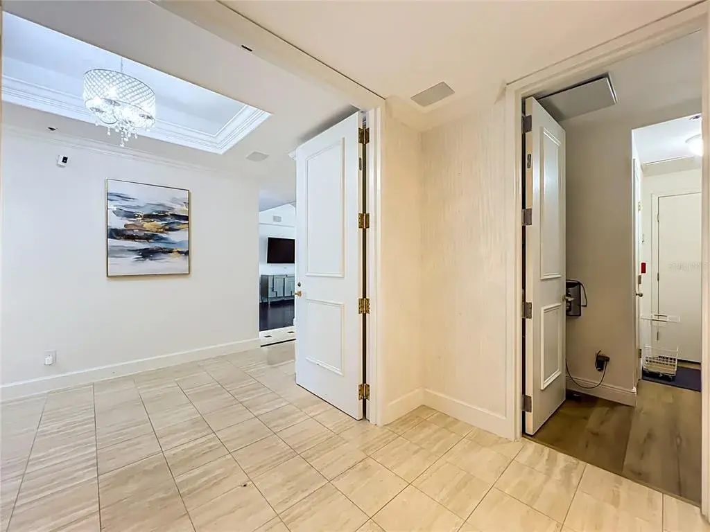 Property for sale at 1110 W IVANHOE BOULEVARD UNIT 9, ORLANDO, FL, 32804