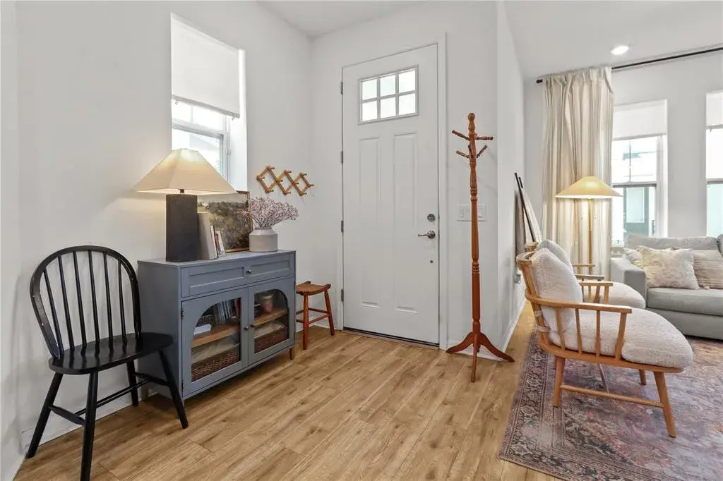 Property for sale at 923 COLIE ALLEY, WINTER GARDEN, FL, 34787