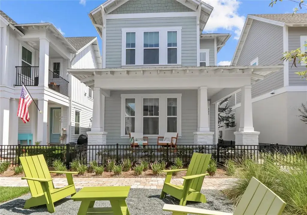 Property for sale at 923 COLIE ALLEY, WINTER GARDEN, FL, 34787