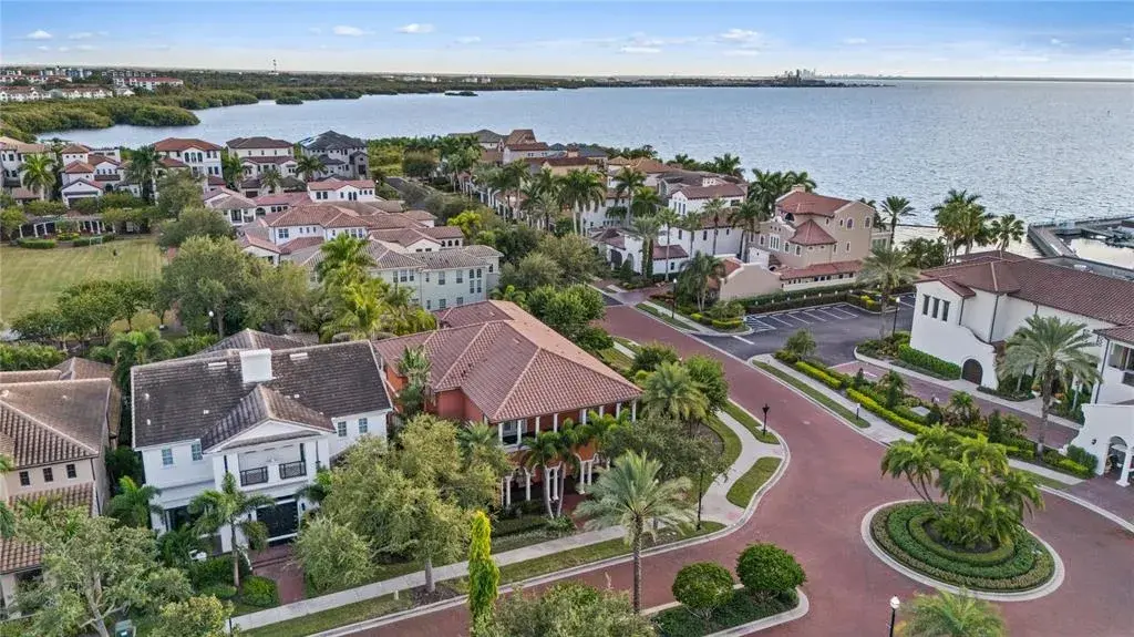 Property for sale at 4912 YACHT CLUB, TAMPA, FL, 33616