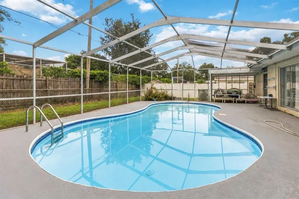 Property for sale at 8006 N OLA AVENUE, TAMPA, FL, 33604