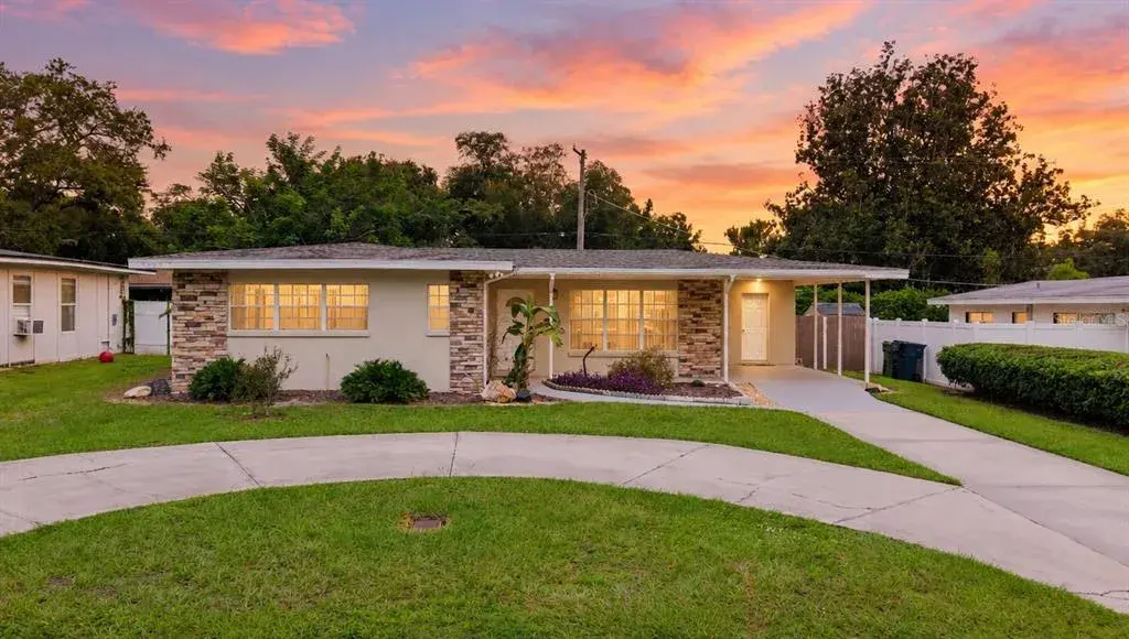 Property for sale at 8006 N OLA AVENUE, TAMPA, FL, 33604