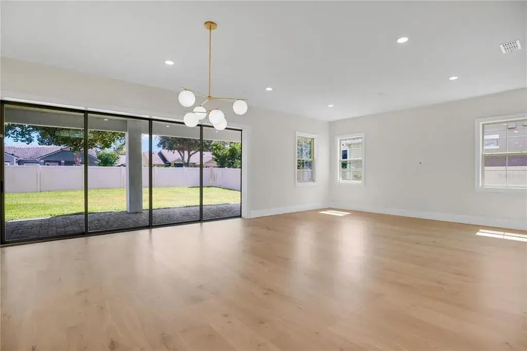 Property for sale at 228 STANTON ESTATES CIRCLE, WINTER GARDEN, FL, 34787