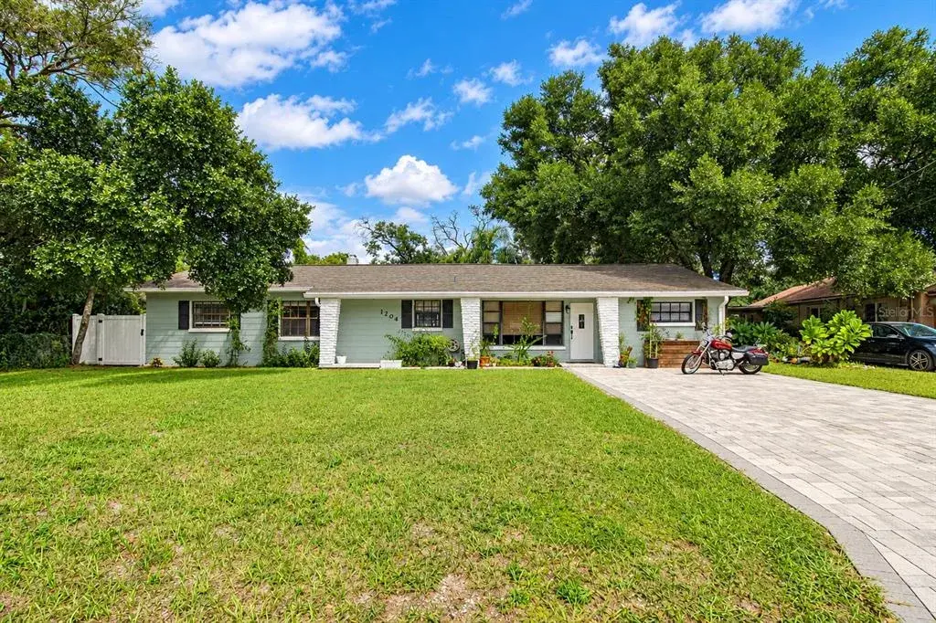 Property for sale at 1204 E NORTH STREET, TAMPA, FL, 33604