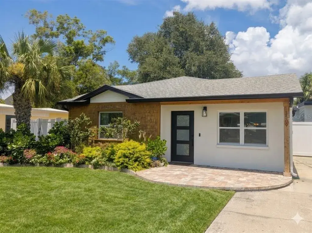 Property for sale at 3509 W ROGERS AVENUE, TAMPA, FL, 33611