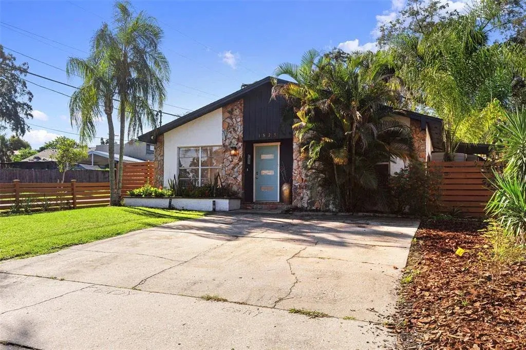 Property for sale at 1825 E ESKIMO AVENUE, TAMPA, FL, 33604