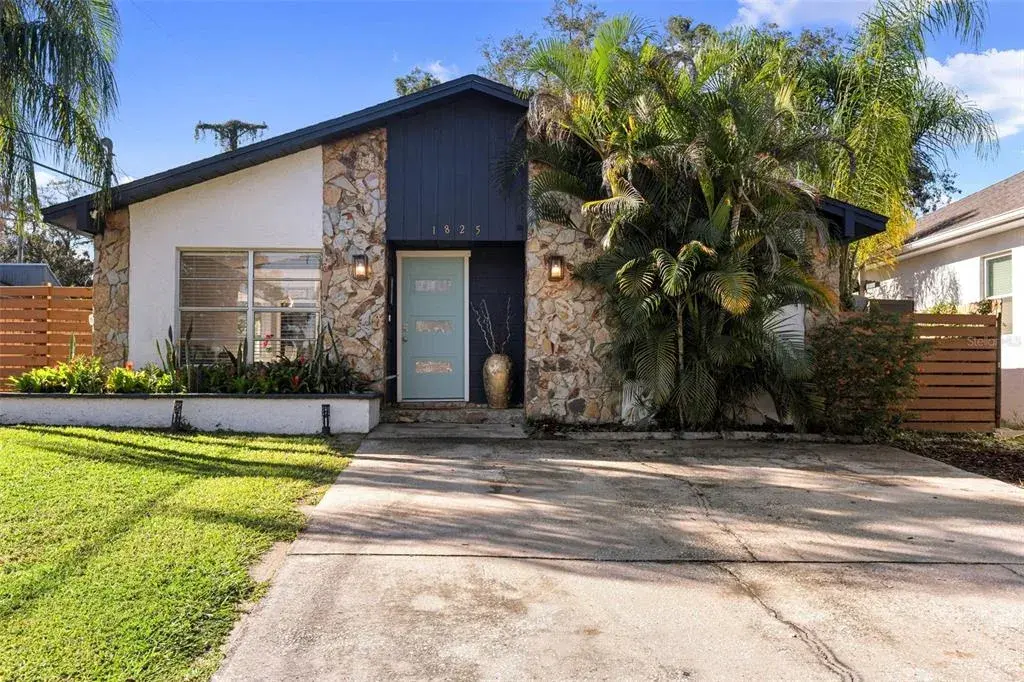 Property for sale at 1825 E ESKIMO AVENUE, TAMPA, FL, 33604