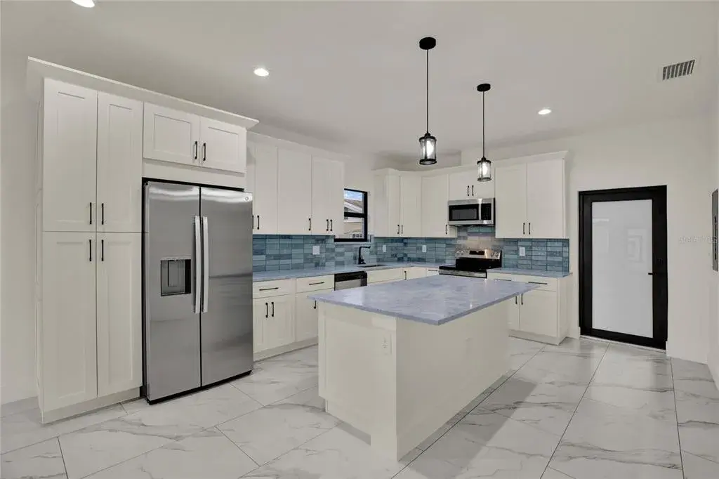 Property for sale at 2725 W GREEN STREET, TAMPA, FL, 33607