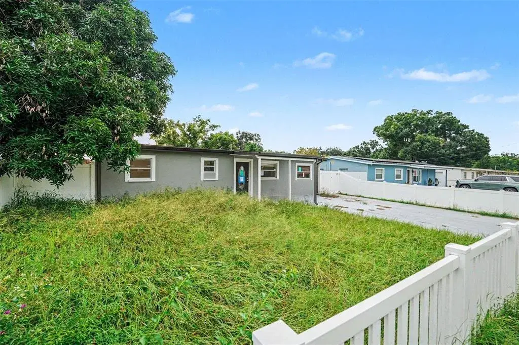 Property for sale at 10925 N FLORENCE AVENUE, TAMPA, FL, 33612