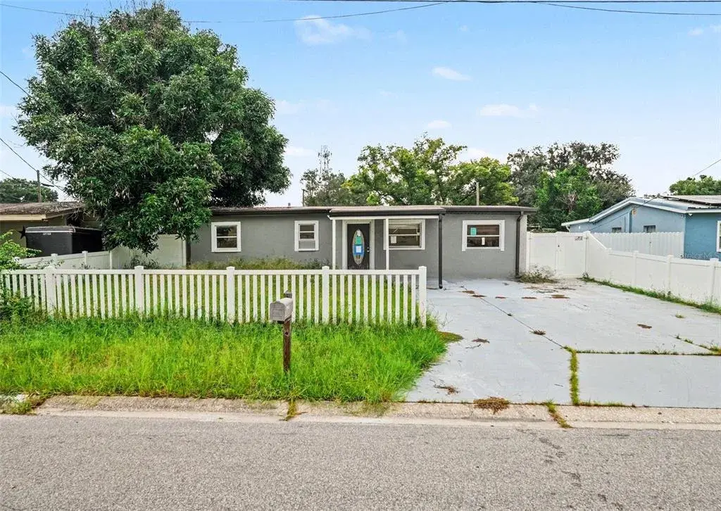 Property for sale at 10925 N FLORENCE AVENUE, TAMPA, FL, 33612