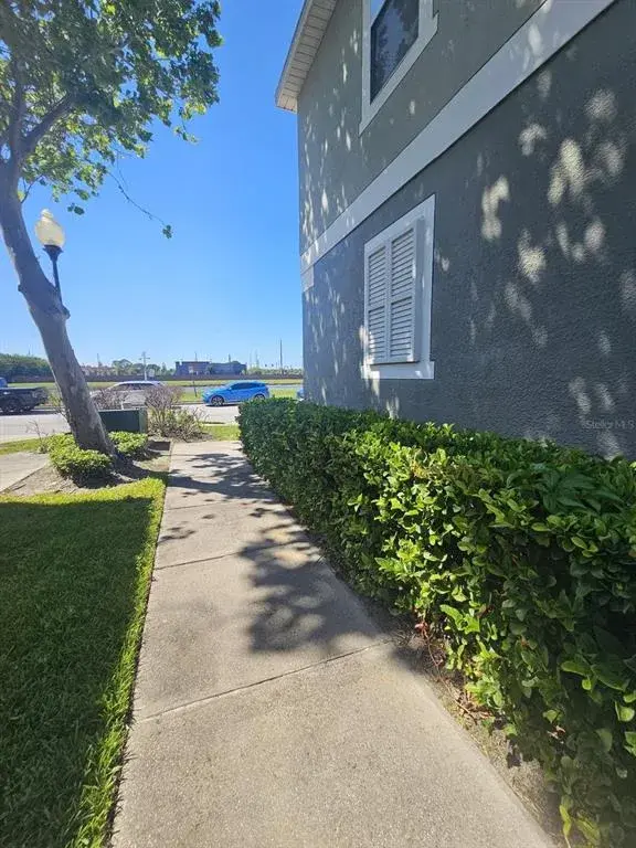 Property for sale at 1917 ESTANCIA CIRCLE, KISSIMMEE, FL, 34741